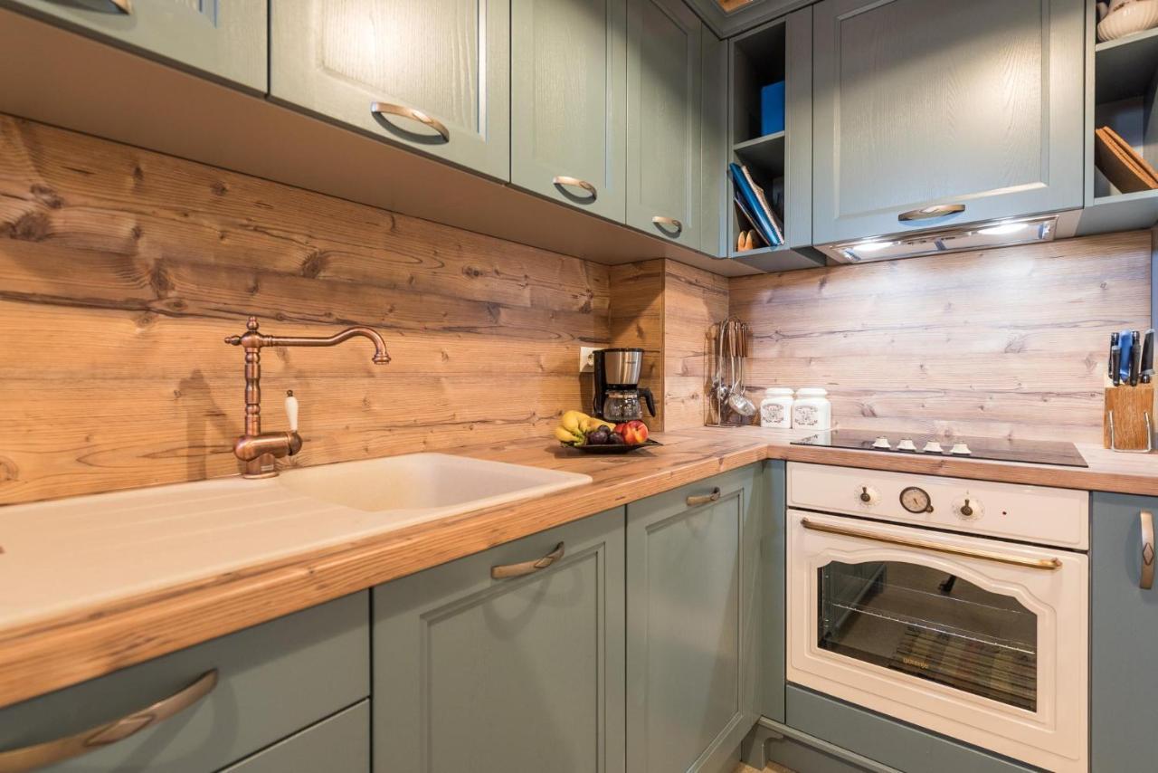 Holiday Home Lipa Nasa Neviđane Εξωτερικό φωτογραφία
