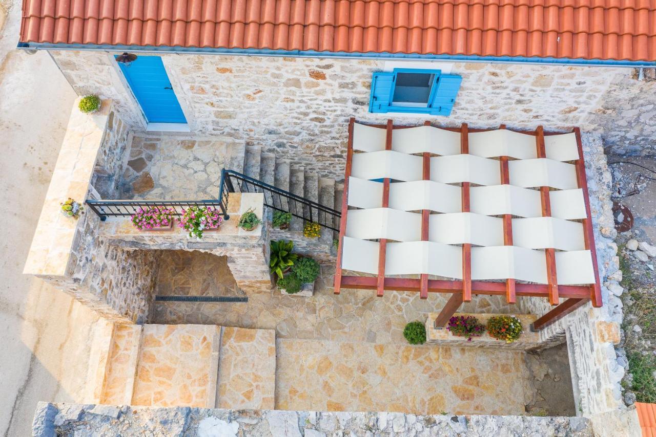 Holiday Home Lipa Nasa Neviđane Εξωτερικό φωτογραφία