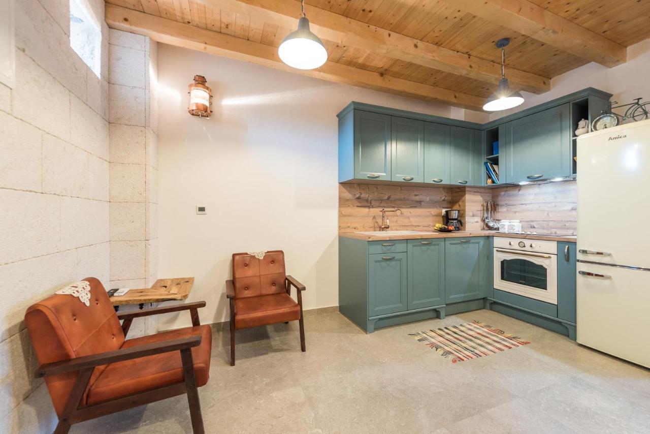 Holiday Home Lipa Nasa Neviđane Εξωτερικό φωτογραφία